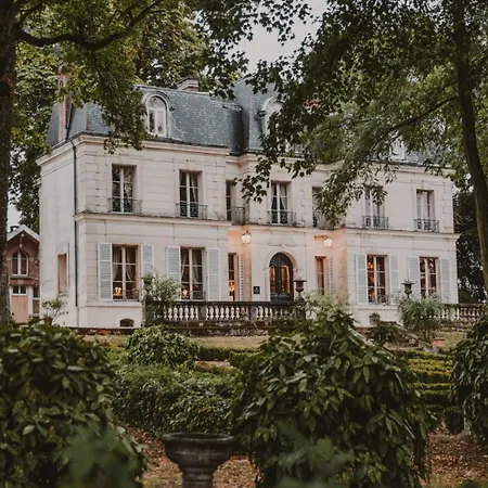 Couette-café Château De - Esprit De France 3*