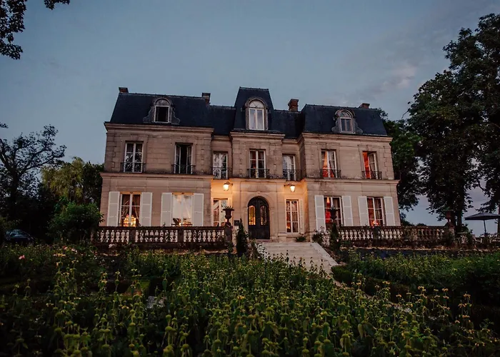 Chateau De Bed & Breakfast 3*