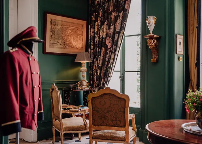 Chateau De Bed & Breakfast Picheny