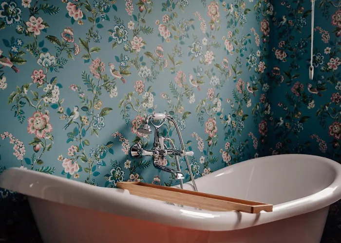 Chateau De Bed & Breakfast Picheny